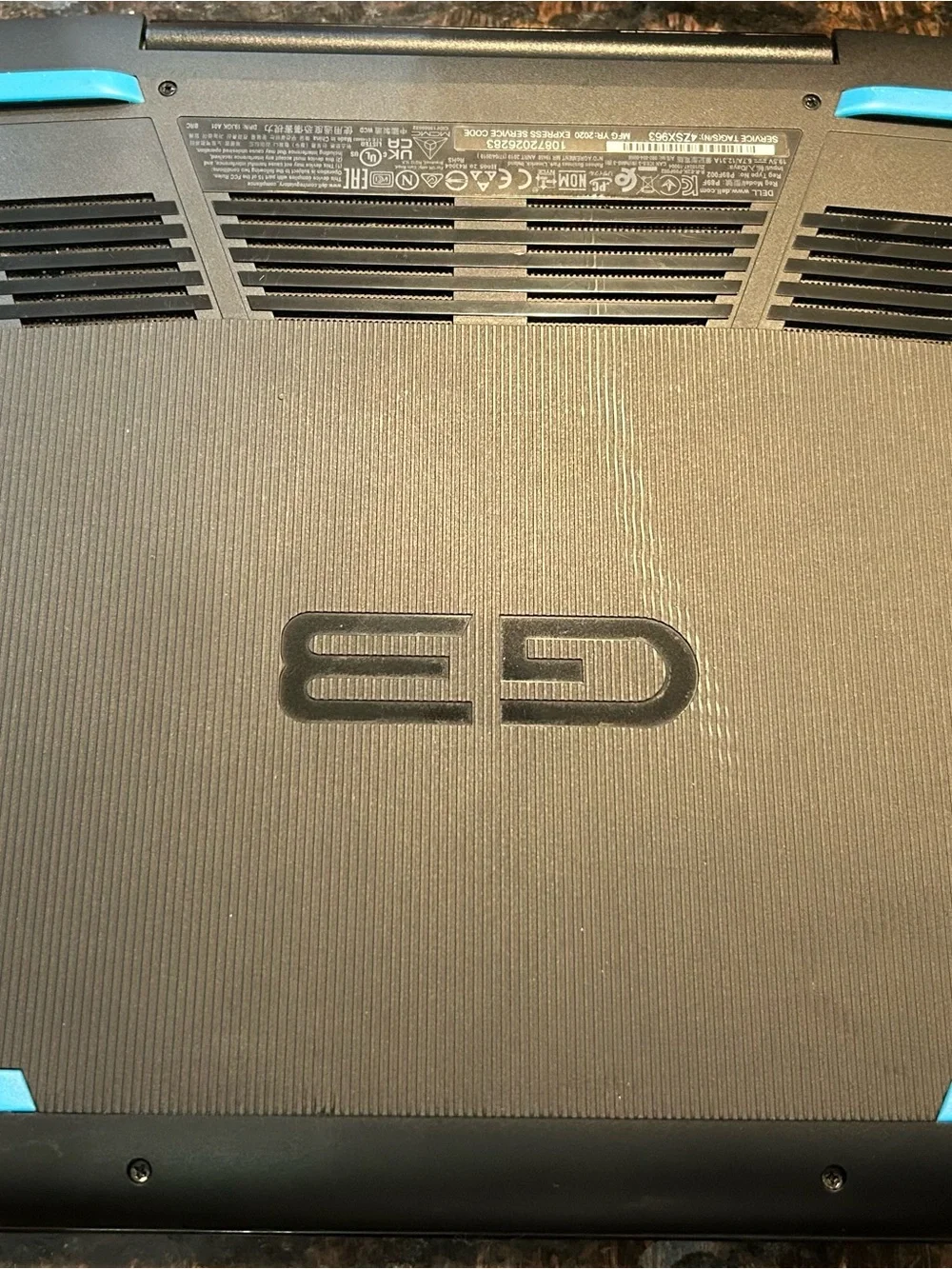 Dell Black Laptop with Full-Size Keyboard and Display